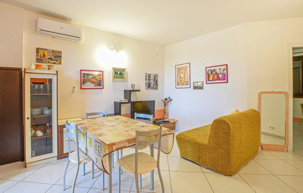 Amazing Home in Scicli With 2 Bedrooms, Wifi and Indoor Swimming Pool