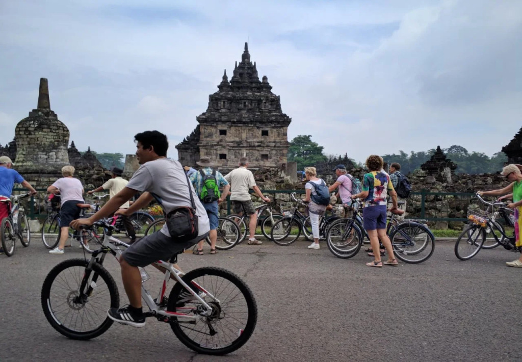 Joglo Ayem Tentrem