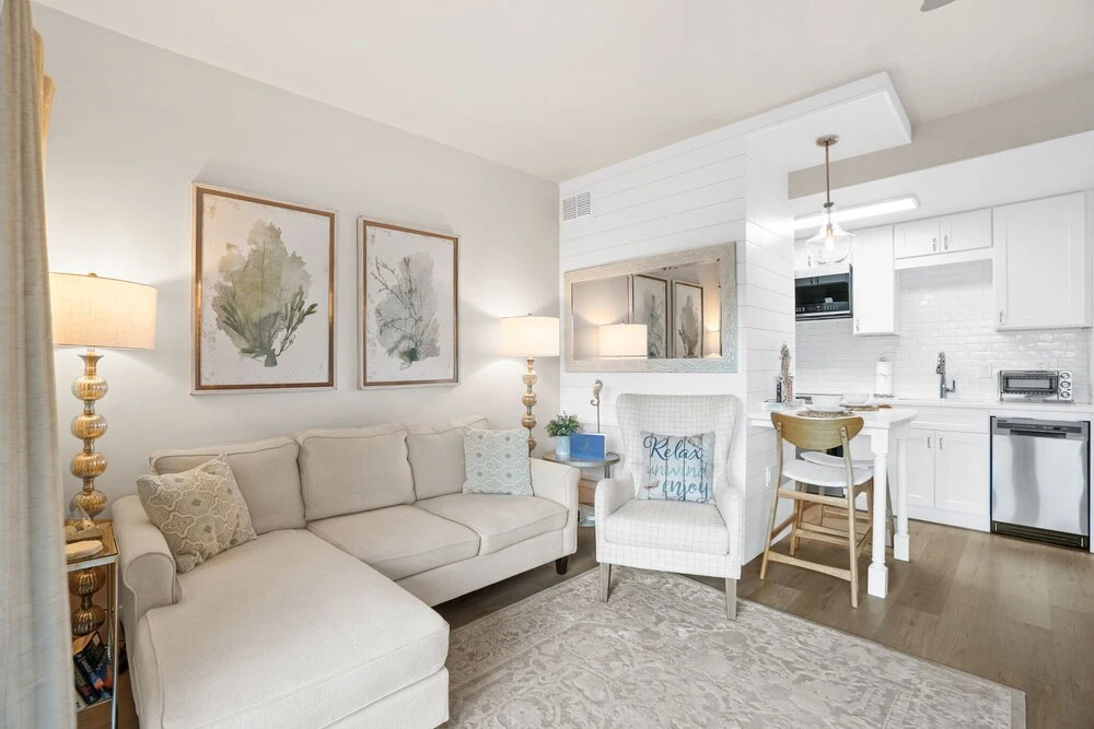 30A Emerald Hill Beach Resort by Panhandle Getaways