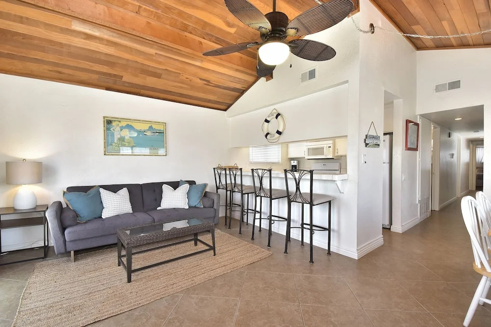 129 27th St B 3 Bedroom Duplex