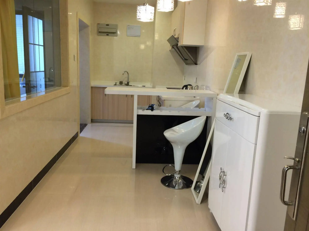 Private-Enjoyed Home Stanley International Apartment