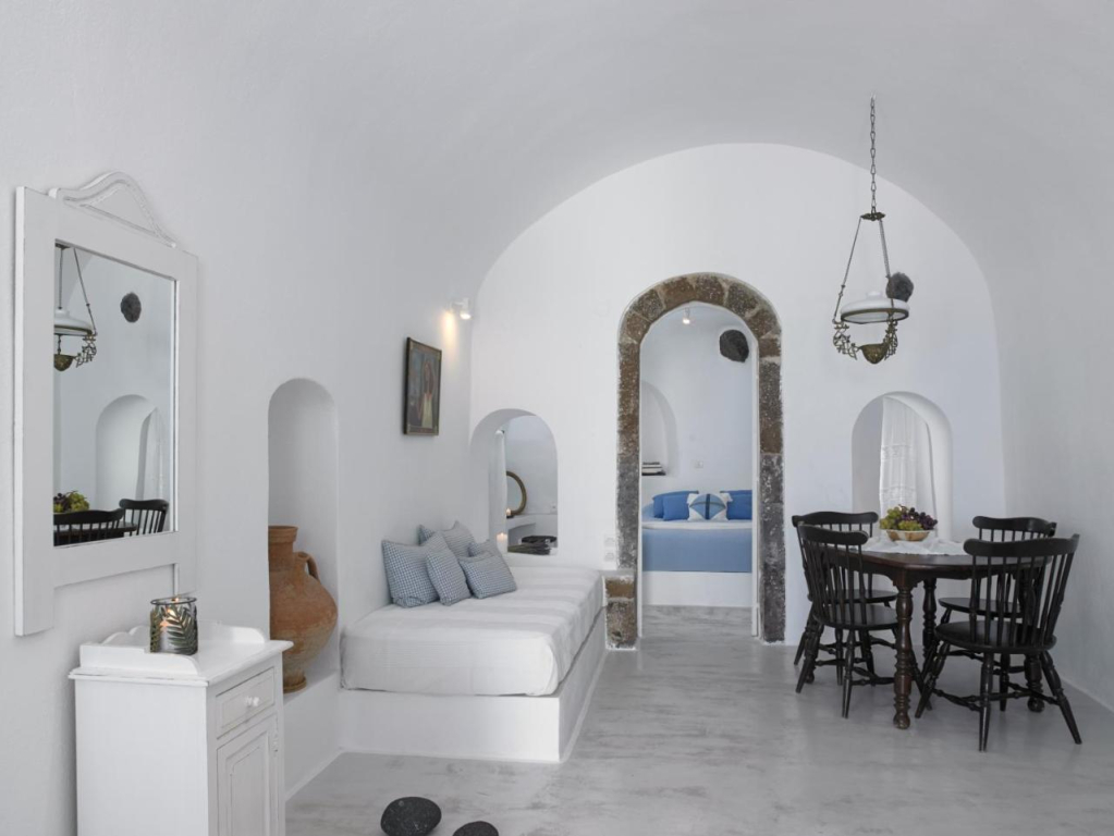 Altana Heritage Suites