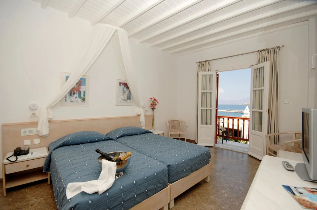Petasos Chic Hotel