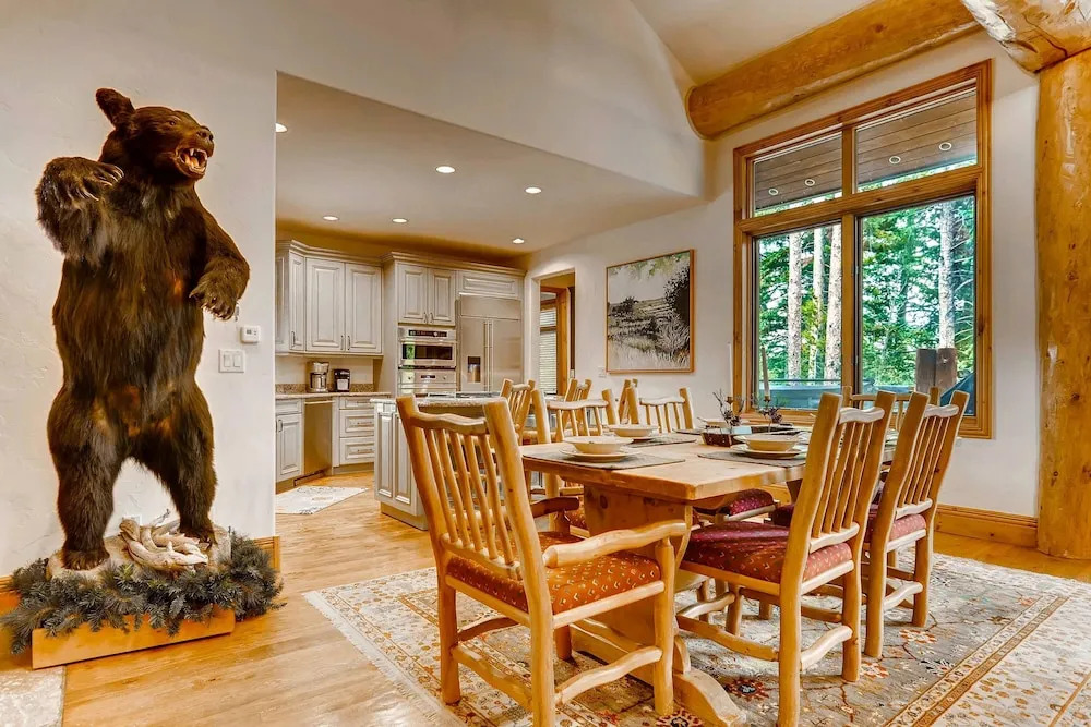 Beaver's Lodge