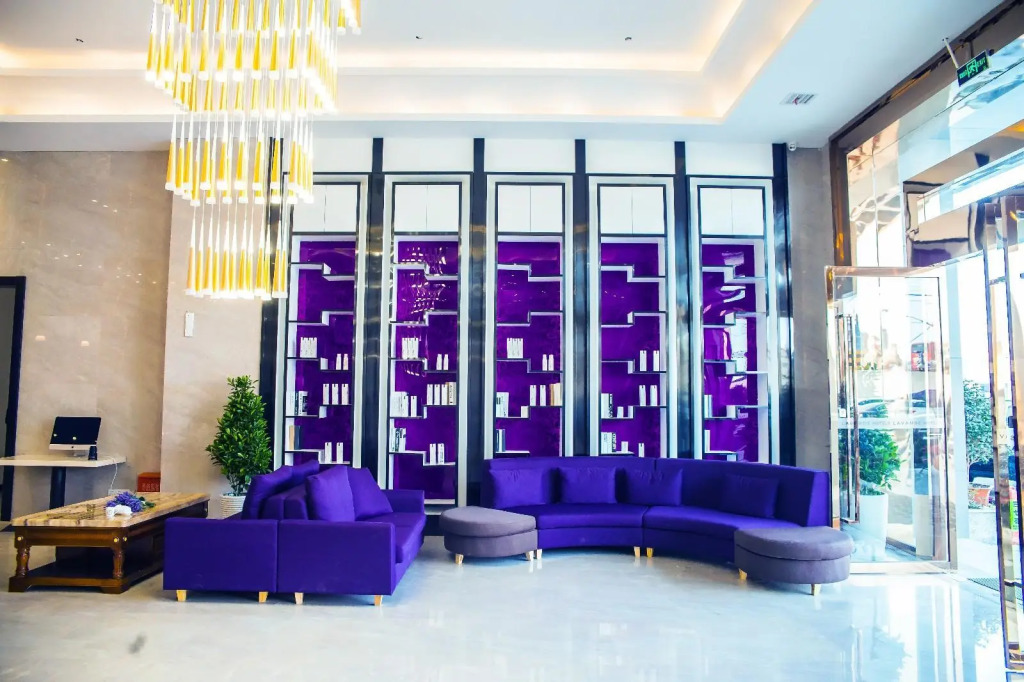 Lavande Hotel·Jinzhou Gong'an Darunfa Shenghuo Square