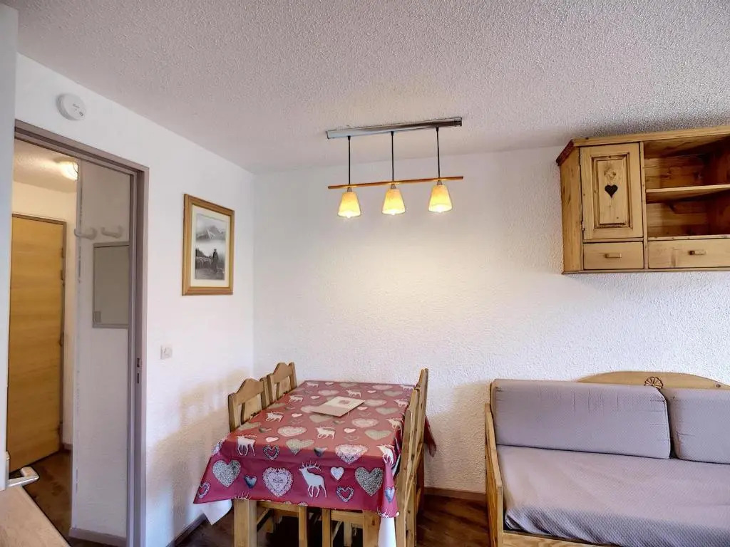 Appartement Les Menuires, 2 pièces, 4 personnes - FR-1-178-133
