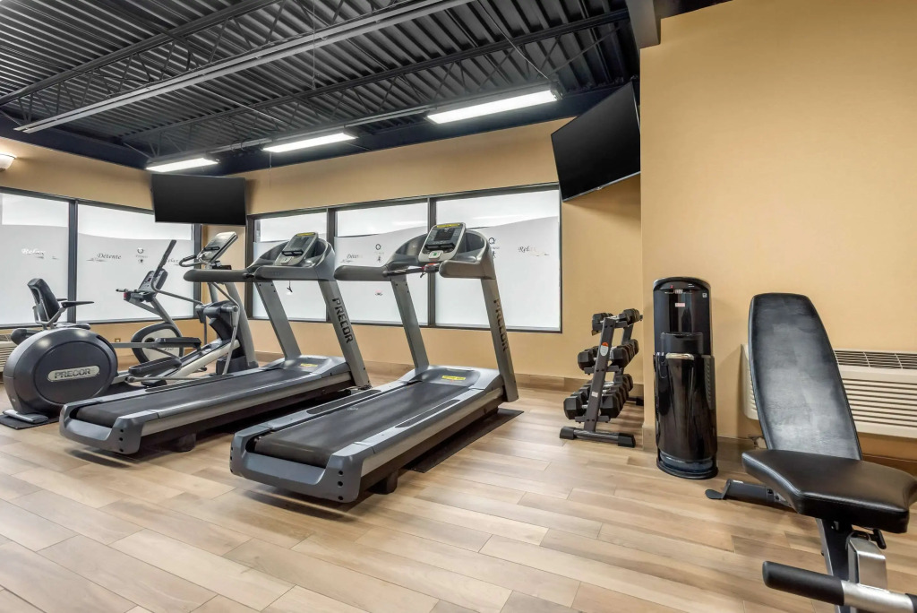 Quality Hotel Dorval Aeroport