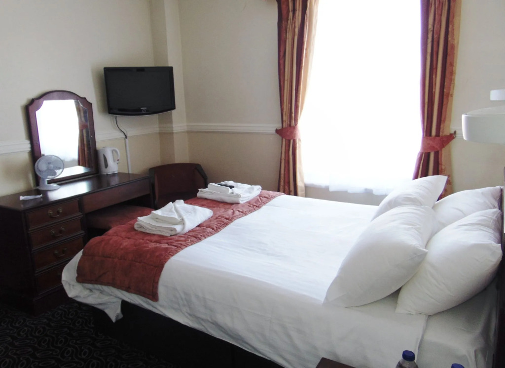 San Clu Hotel, Bar & Brasserie