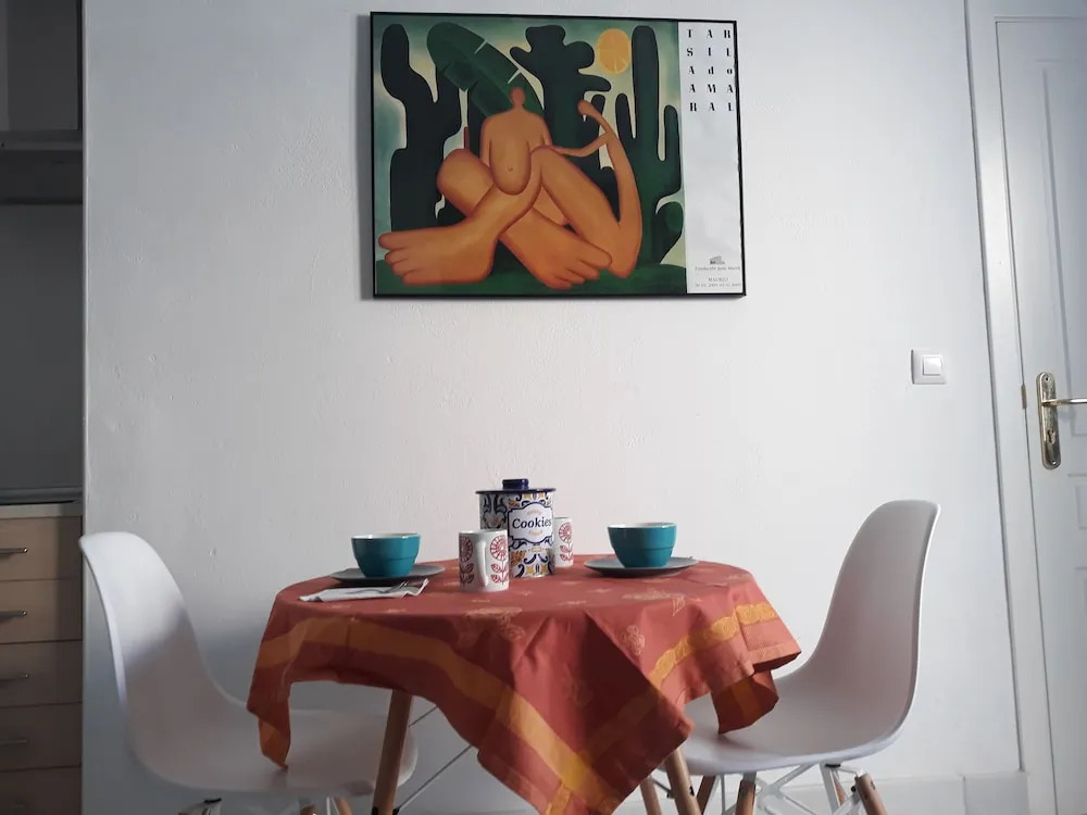 Bonito Apartamento con Solarium en Alameda Hab 201
