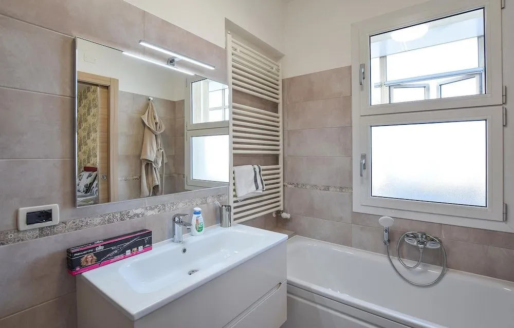 Beautiful Apartment in Abano Terme With Wifi and 2 Bedrooms