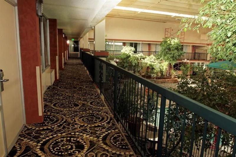 Rodeway Inn