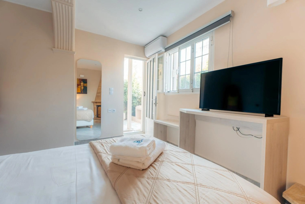 Planos Beach Hotel