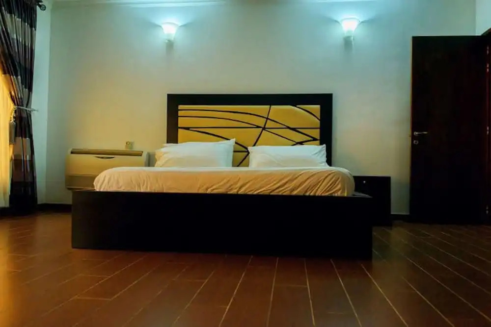 Gemini Place Apartments