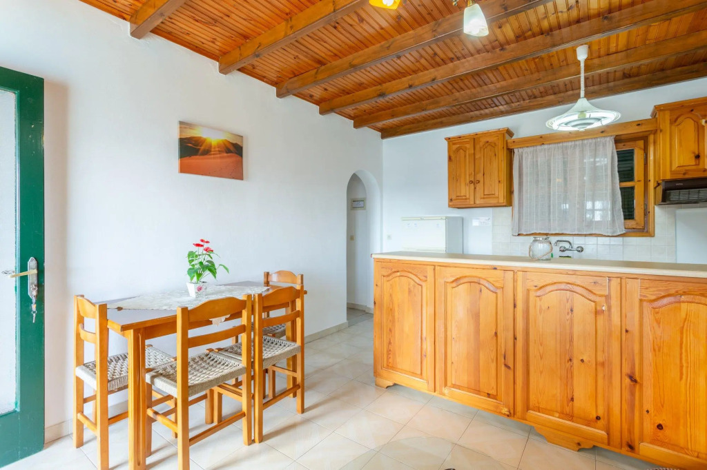 Sofia Large Private Pool Walk to Beach Sea Views A C Wifi Car Not Required - 1552