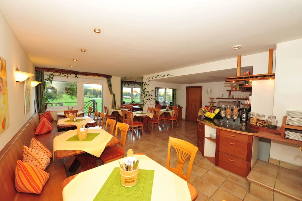 Bed & Breakfast Landhaus Strasser