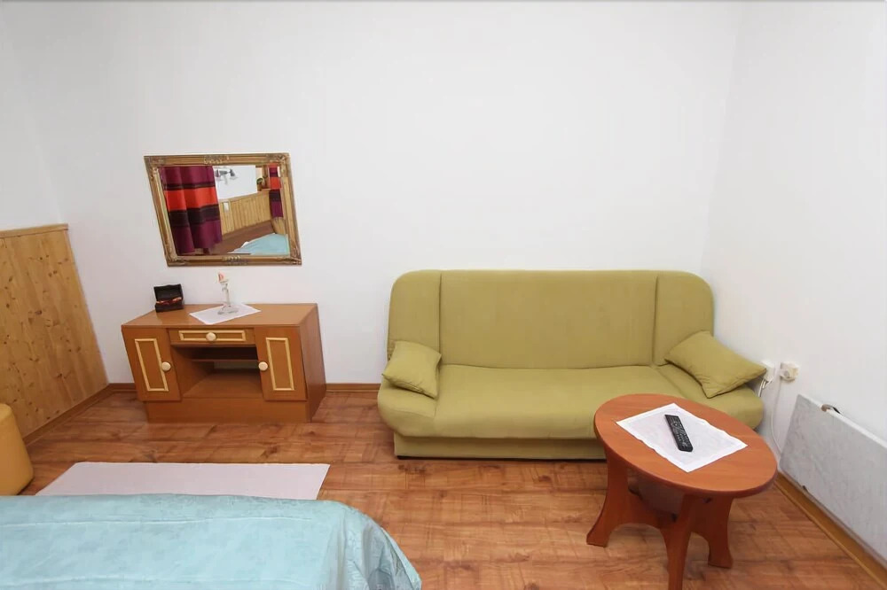 Apartment Pupa