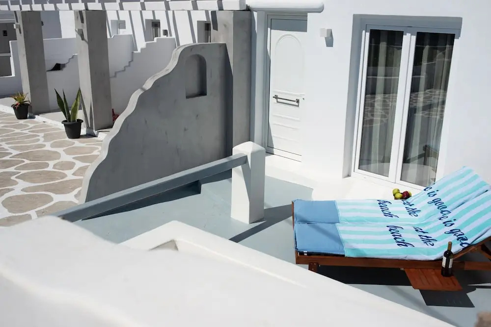 Petra Mykonos Studios & Suites