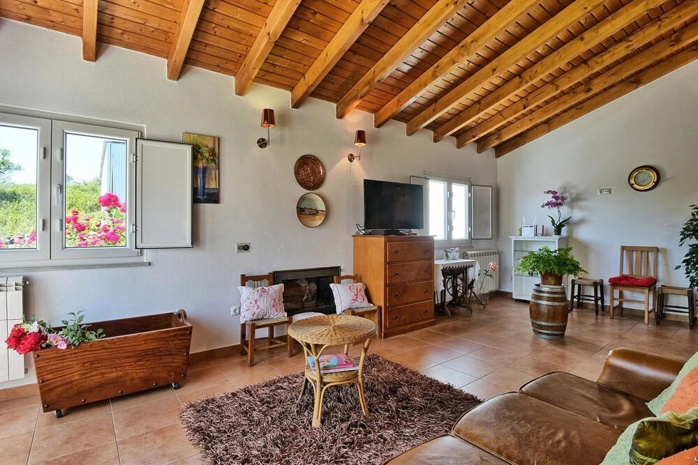 House With 4 Bedrooms in Sines, With Wonderful Mountain View, Enclosed