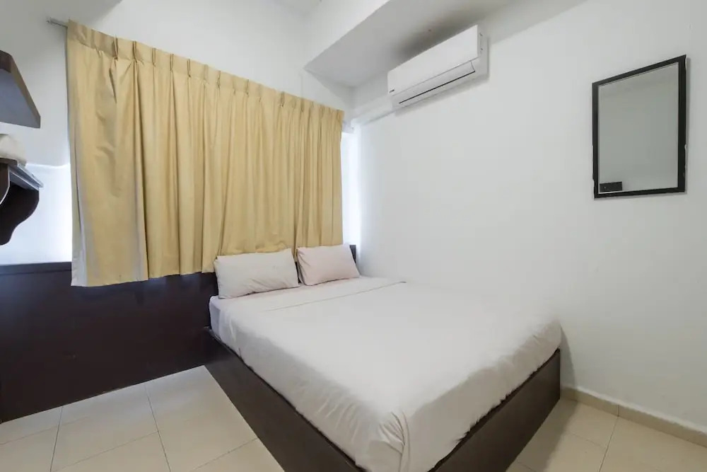 OYO 1090 Hollitel Hotel Melaka