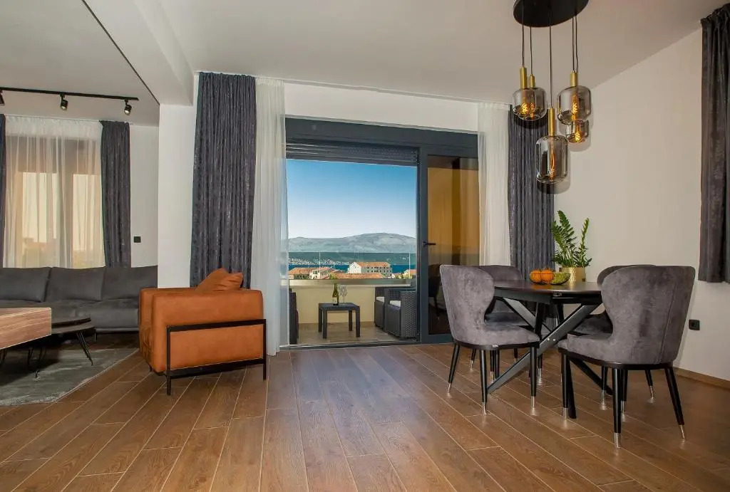 Holiday lux apartment at Seljanovo