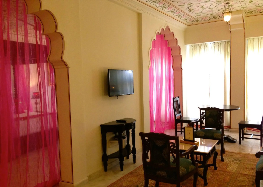 Anuraga Palace