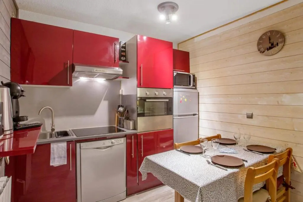 Charming flat with balcony at the heart of L'Alpe d'Huez 1860 - Welkeys