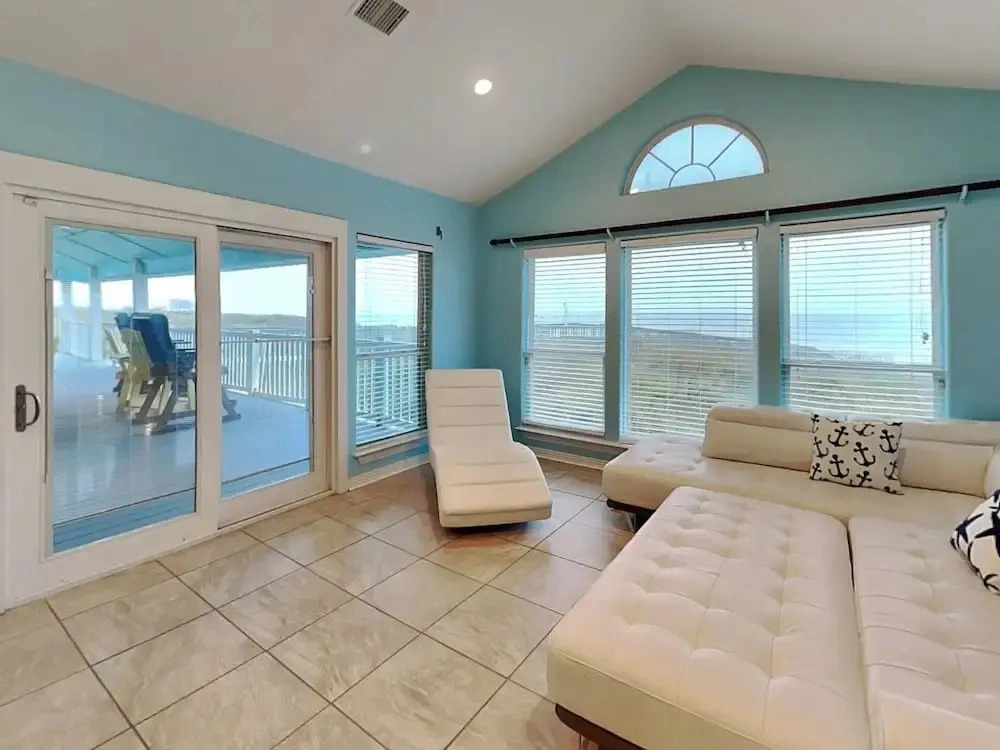 Executive Beach Paradise
