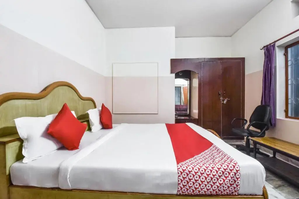 Hotel Amber by OYO Rooms