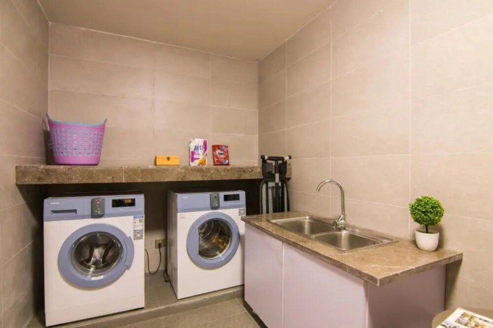Homeinn Plus Hotel (Shanghai Pudong Airport)
