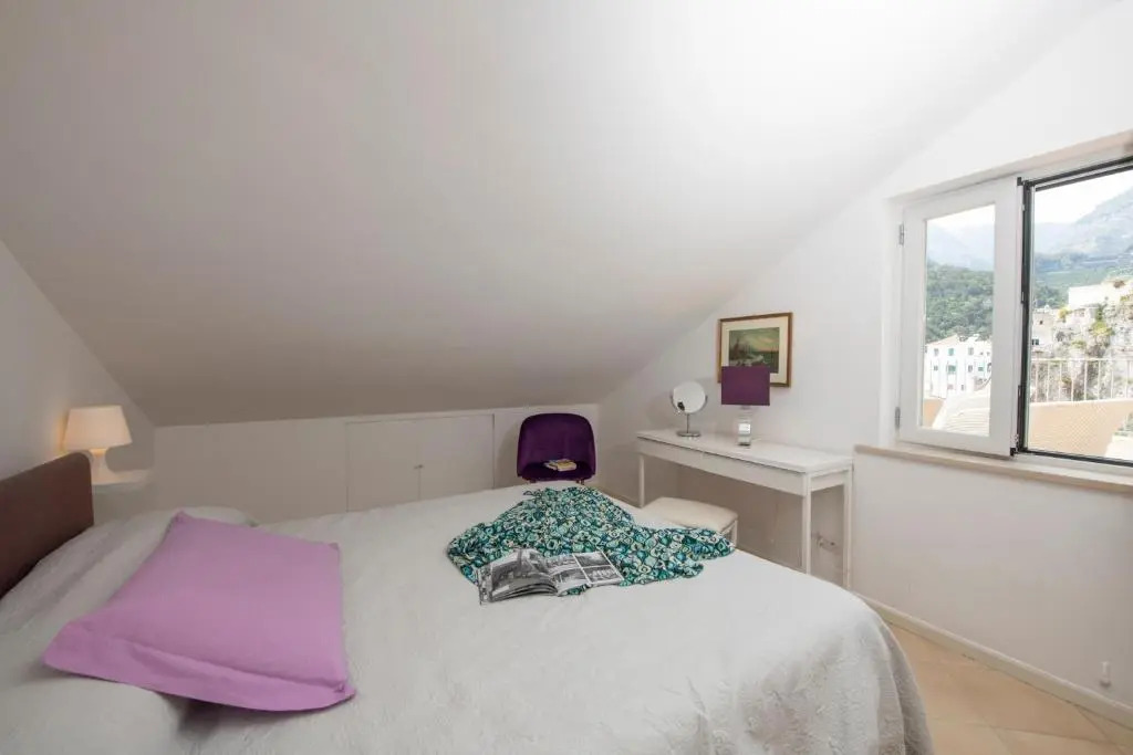 Rooftop flat in Amalfi Central "Panoramic view, Near the beach,Terrace "