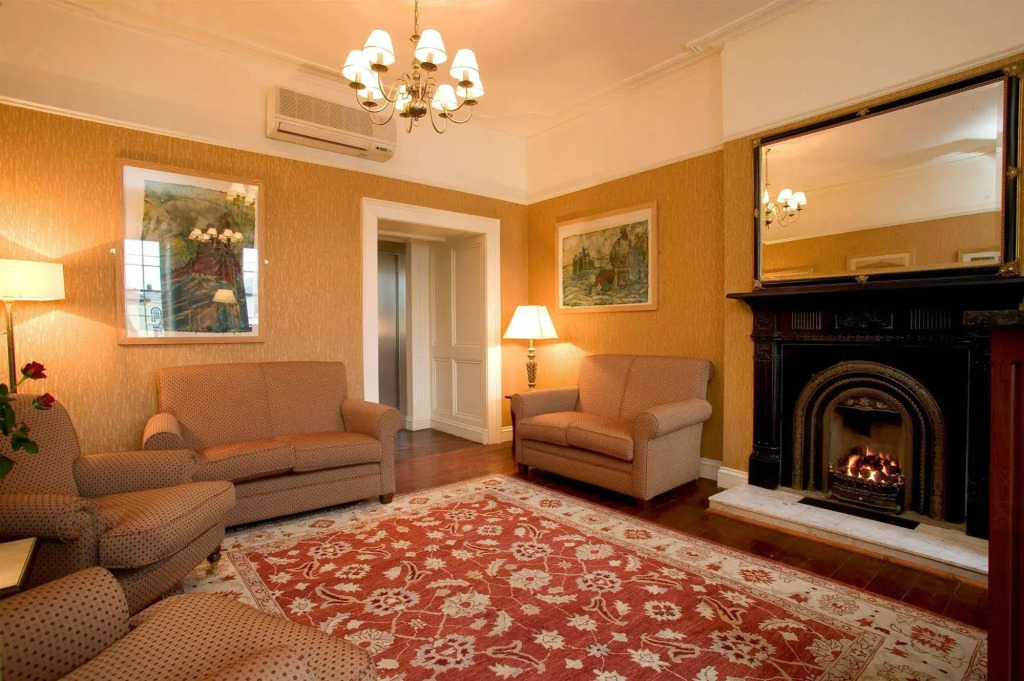 Baileys Hotel Cashel