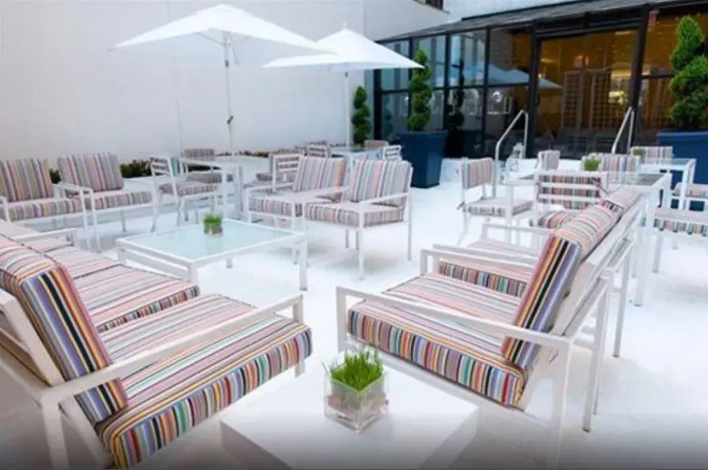 The Court - A St Giles Hotel
