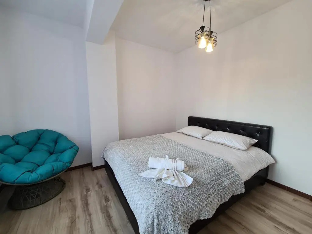 R.O.S.E. Apartment