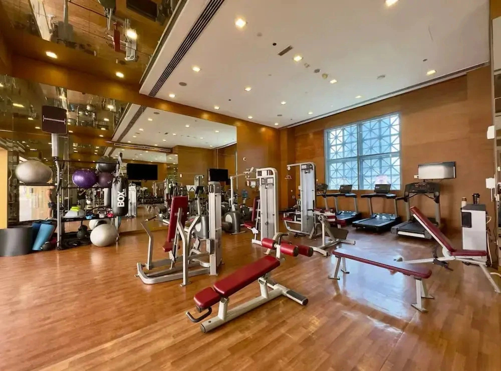 Lux Upscale Living Walk to Dubai Mall