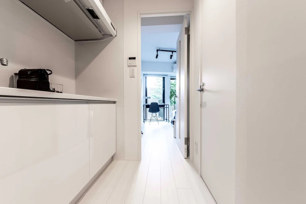 F2. COOL Flat Studio type Shinjuku