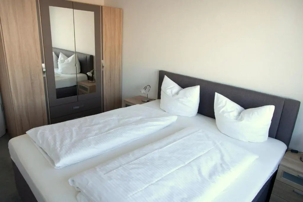 Apartment 92