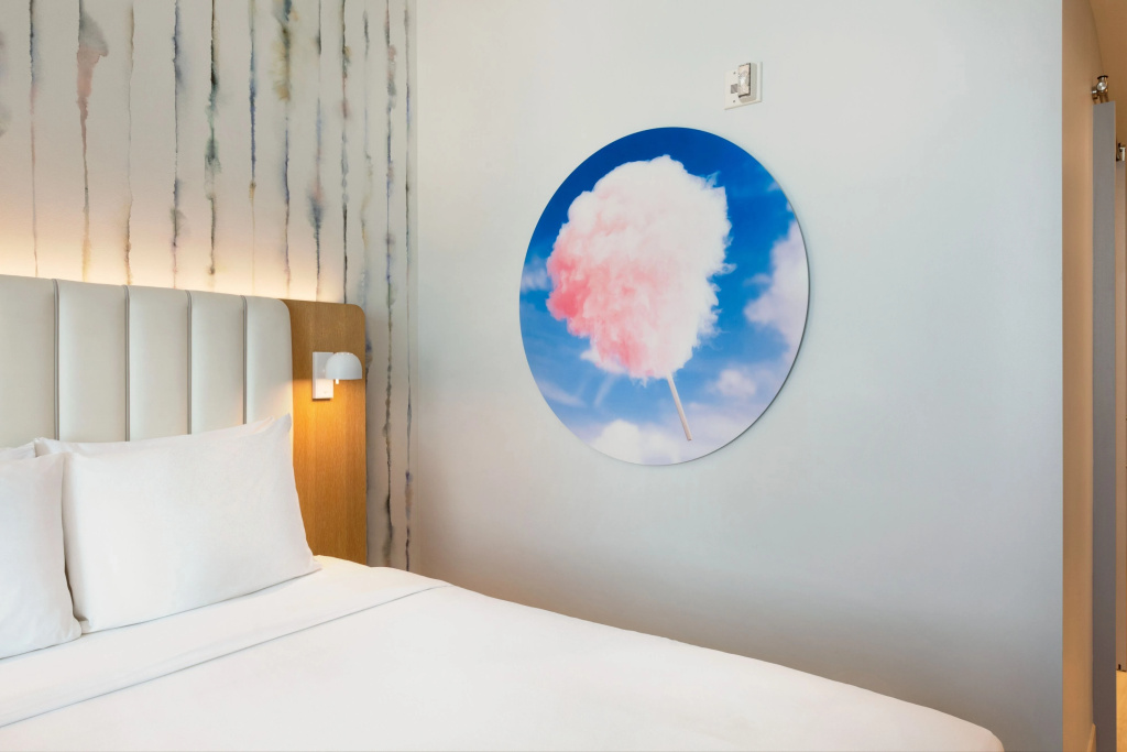 The Viv Hotel, Anaheim, a Tribute Portfolio Hotel