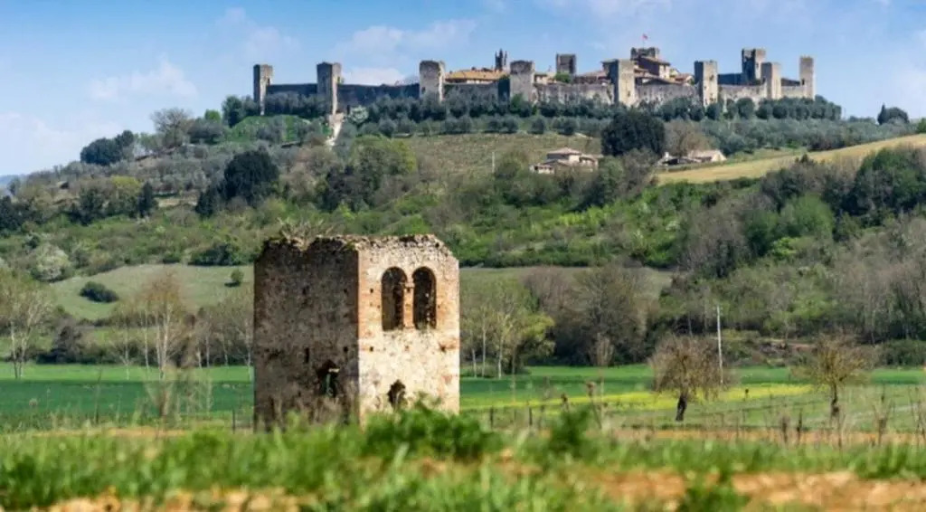 Butterfly Apartment near Monteriggioni