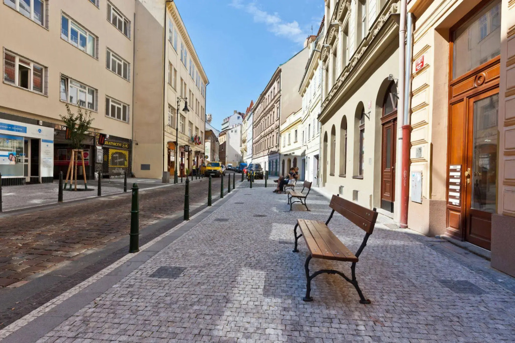 Lovely Prague Apartments