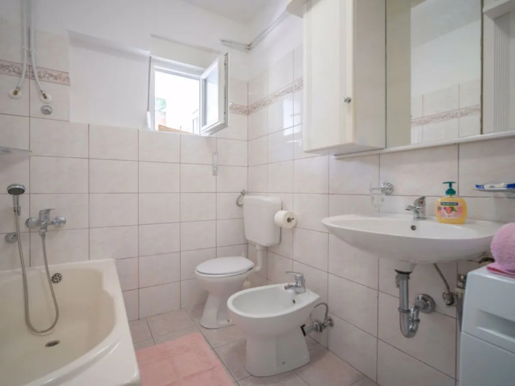 Apartment Iris St.Georges-de-Montclard