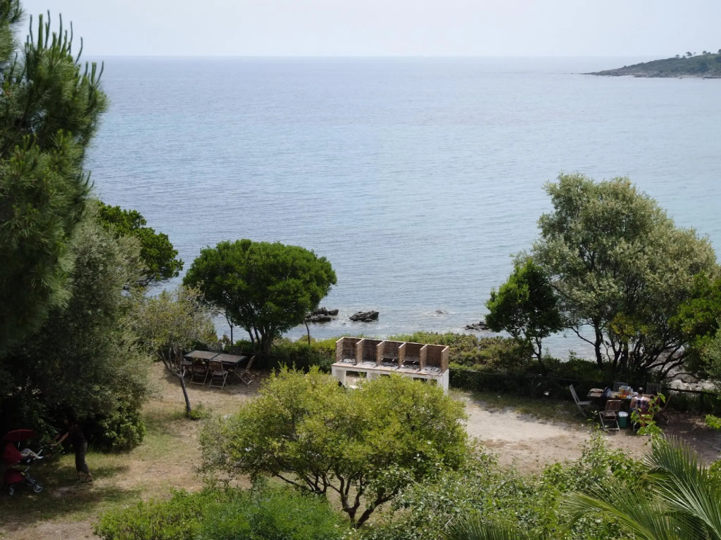 Faounzina Village