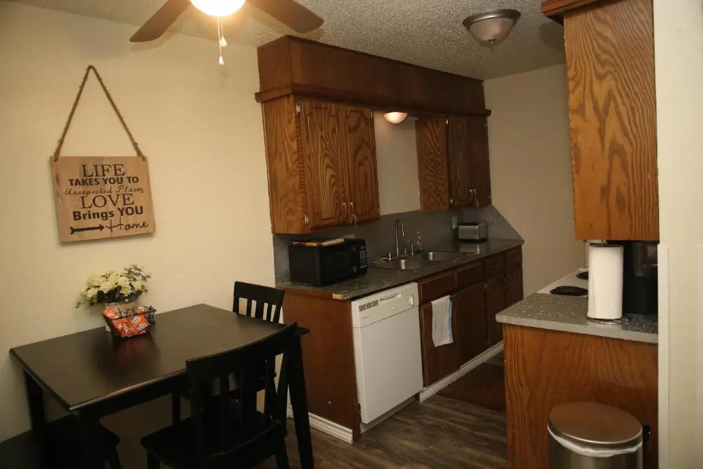 2 bed/ 1 bath next to Ft. Sill