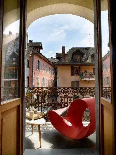"Un Lieu Unique" Le Lodge et le Dolce