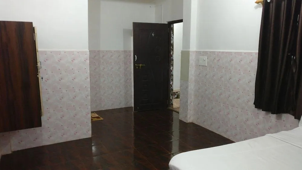 Saby Guest House