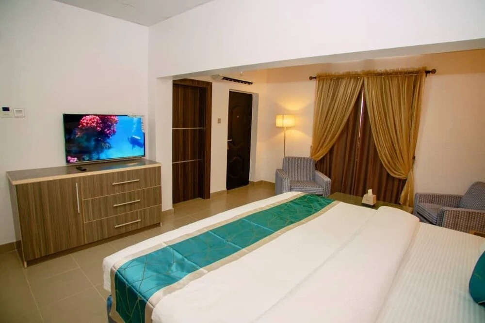 Riviera Suites