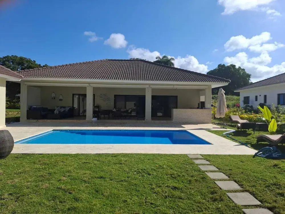 Luxury 5 Bedrooms Villa in Hispañola -sosua