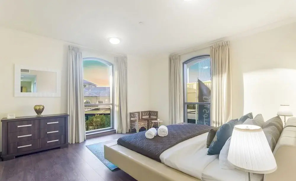 Lux 3BR Maid s Apt in JBR Near Top Attractions