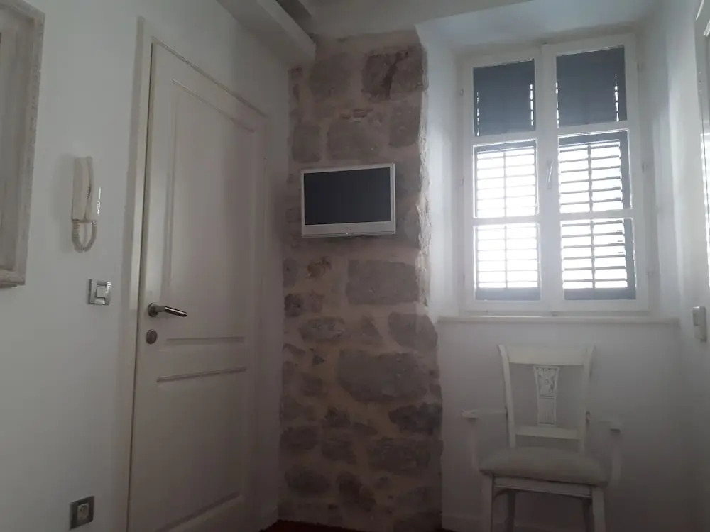 Old Town Ivory Apartments