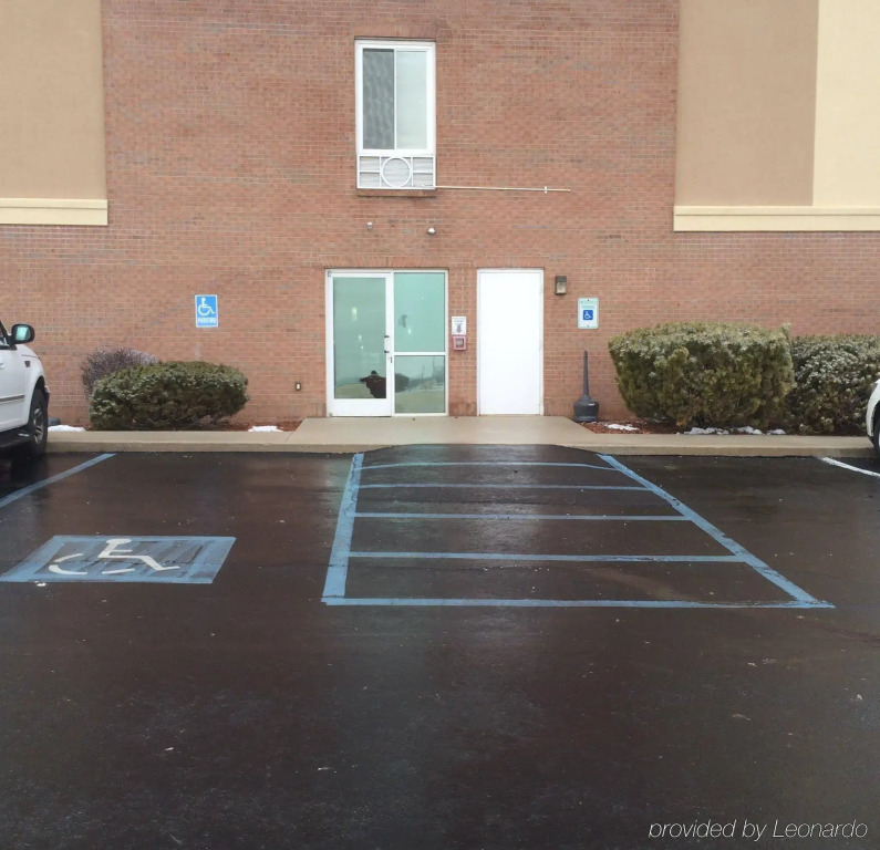 Holiday Inn Express & Suites Richmond by IHG