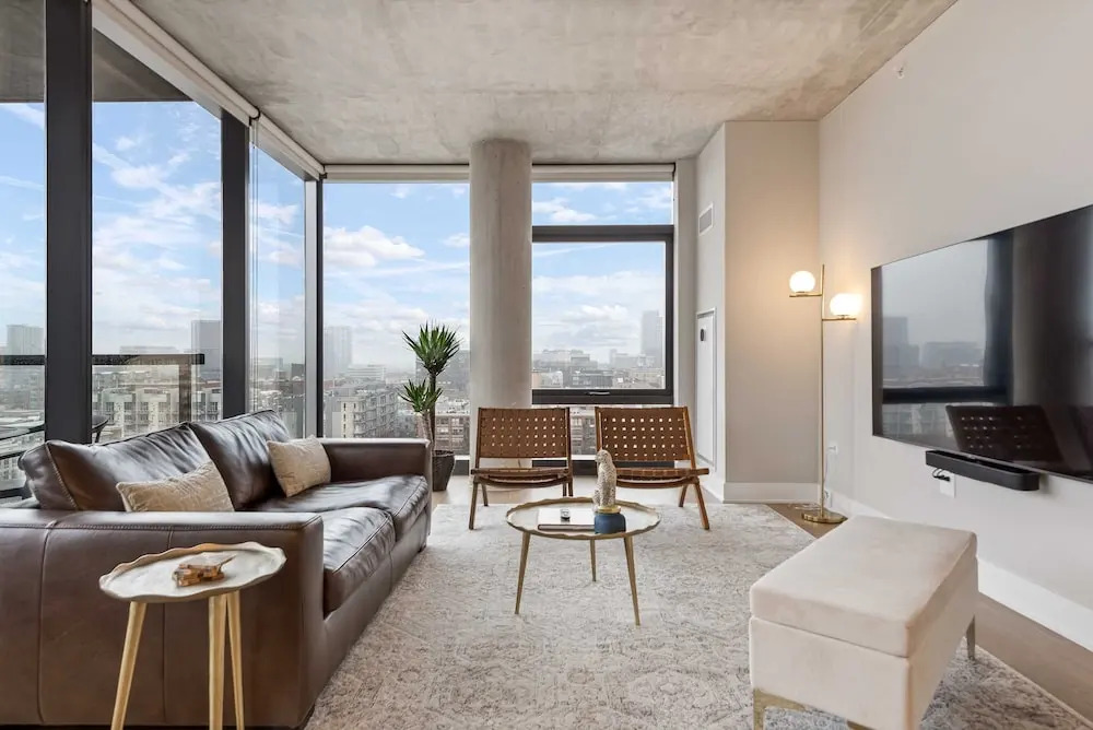 West Loop Group Hub 3 Modern 2BR Apartments